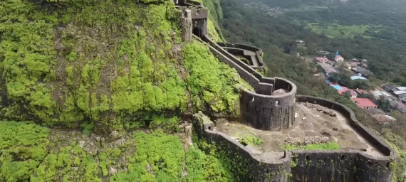 Lohgad fort sightseeing cab