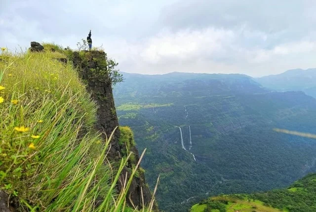 Rajmachi Fort visit by Lonavala taxi